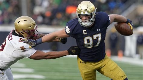 Notre Dame TE Michael Mayer announces he intends to enter 2023 NFL Draft