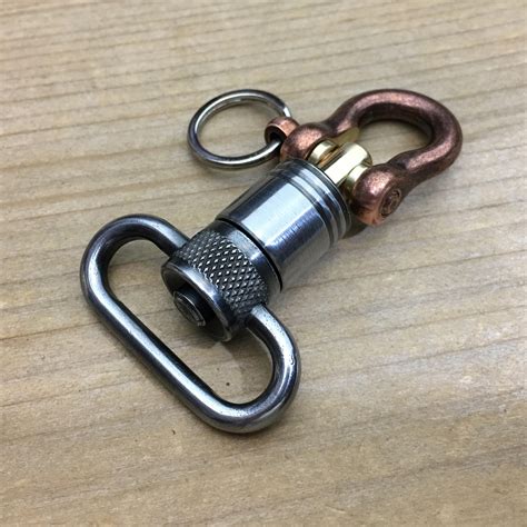 Quick detachable Swivel Connector Keychain