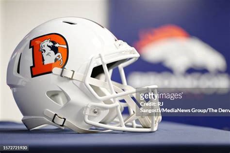 Denver Broncos Helmet Photos and Premium High Res Pictures - Getty Images