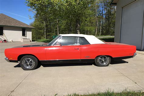 ‘Abandoned’ 1969 Plymouth GTX Convertible Up for Auction - Hot Rod Network