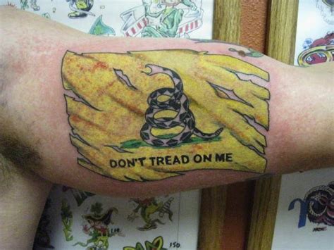 Gadsden flag | Flag tattoo, Gadsden flag, Tattoos with meaning