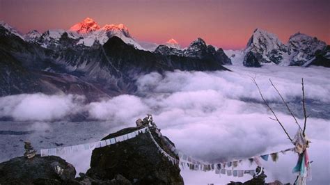 Image from http://www.desktopwallpaperhd.net/wallpapers/16/a/nepal-himalayas-everest-background ...