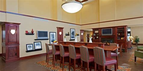 Hampton Inn & Suites Indianapolis-Airport (Indianapolis, IN): What to ...