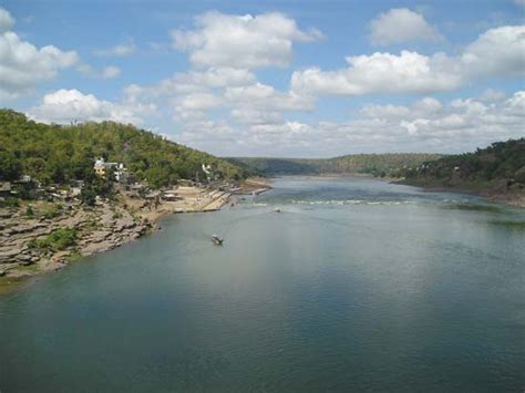 Narmada River facts - Factins