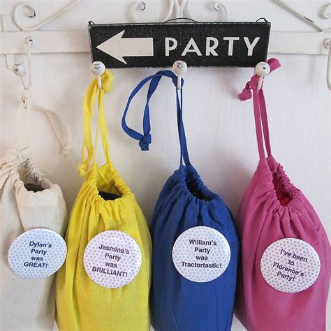 Personalised Party Loot Bags With Badge | Personalised party bags, Personalized party, Party