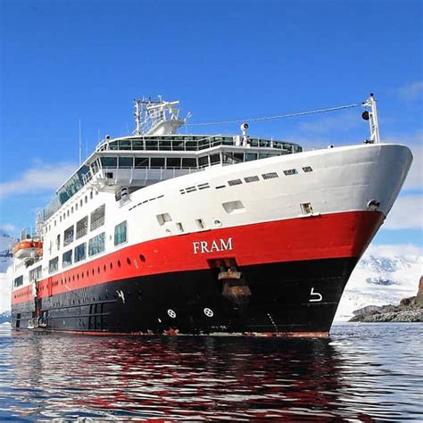 MS Trollfjord - Book MS Trollfjord | Hurtigruten Cruises