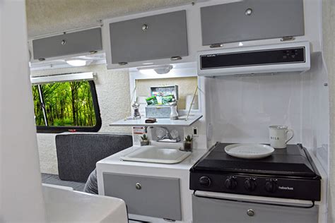 Casita Independence Trailer Offers Deluxe Camping for Adventurers on a Budget - autoevolution