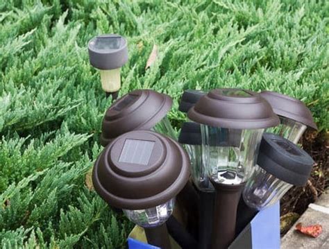 Choosing Solar Pathway Lights: Lumens Guide | True Lumens — True Lumens ...