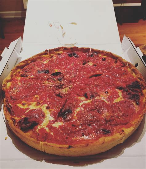 Lou Malnati's- Chicago, IL : r/Pizza