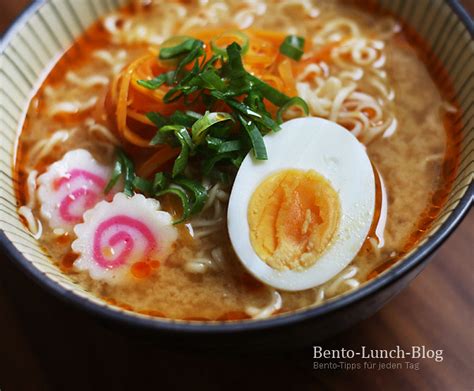 miso-ramen-narutomaki-karotte-fruelingszwiebel-eijpg | Flickr