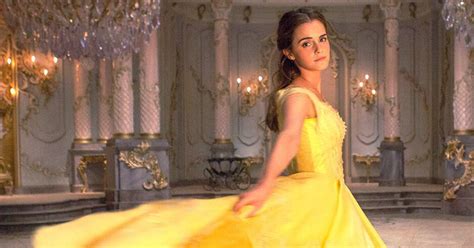 7 First Photos Reveal How Emma Watson Will Look As Belle in “Beauty And The Beast” | Bored Panda