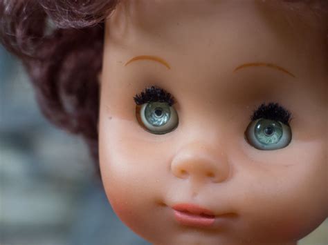 Doll Face With Blue Eyes | Copyright-free photo (by M. Vorel) | LibreShot