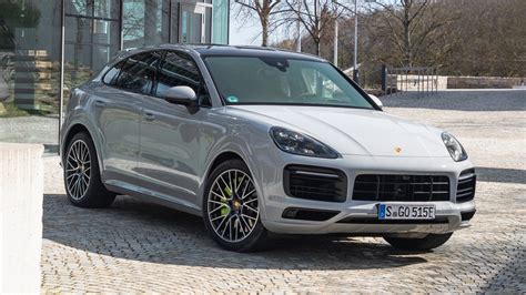 2022 Porsche Cayenne Coupe: Choosing the Right Trim - Autotrader