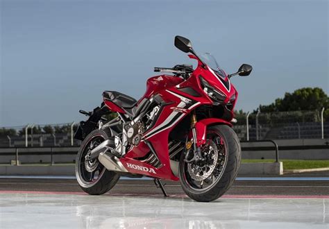 Why Buy the Honda CBR650R - The Best Middleweight Motorcycle