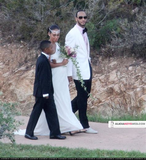 Alicia Keys wedding photos - shared corner