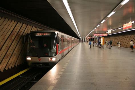 Prague public transport tickets | Praga, El metro, Transporte