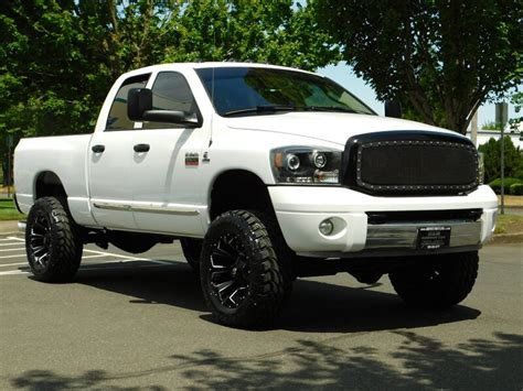 2008 Dodge Ram 2500 Laramie 4X4 / 6.7L CUMMINS DIESEL / DELETED LIFTED