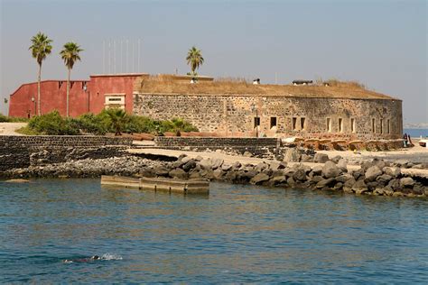 Île de Gorée: the perfect Dakar day trip - Lonely Planet