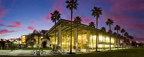 Hotels near Downtown Fullerton and Brea | Fullerton Marriott at California State