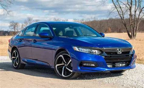 2022 Honda Accord Red - TPONGI