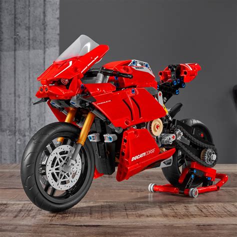 The 11 Best LEGO® Motorcycle Toys For Kids and Adults | Official LEGO® Shop US