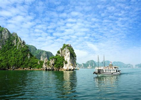 Visit Halong Bay on a trip to Vietnam | Audley Travel