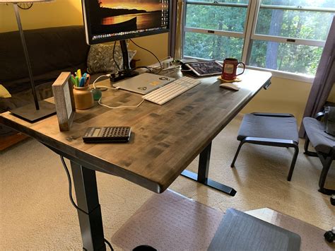 My semi-DIY standing desk : StandingDesk