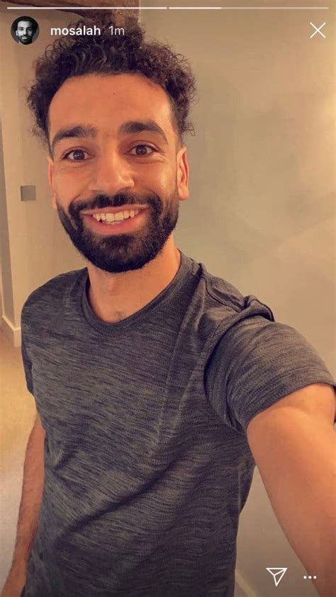 UNRECOGNIZABLE! Mohamed Salah Gets Rid of His Signature Afro & Debuts a ...