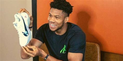 What Size Shoes Does Giannis Wear? (The Real Answer)