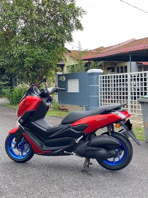 YAMAHA NMAX V1, Motorbikes on Carousell