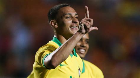 Ajax snap up €22m Brazil starlet Antony to replace Chelsea-bound Ziyech | Sporting News Canada