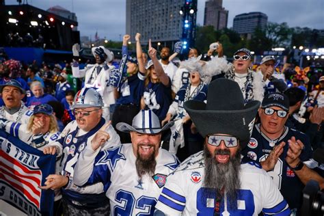 Dallas Cowboys have the best fans in the NFL according to shock new ...