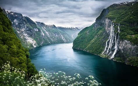 Fonds d'écran Télécharger 1920x1200 Beau paysage de la Norvège Geiranger Fjord Fond HD