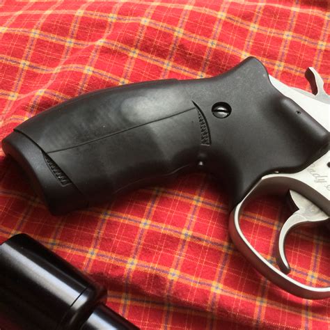 Crimson Trace Lasergrips For Revolvers - RevolverGuy.Com