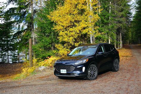 First Drive: 2021 Ford Escape PHEV | Driving