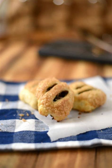 Cauldron Cakes - Harry Potter Inspired Recipe