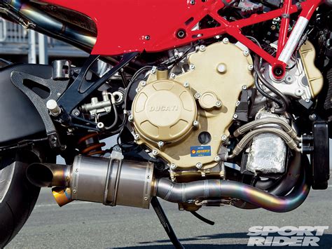 DUCATI DESMOSEDICI RR - ducati-desmosedici-rr_engine_10.jpg