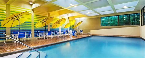 Knoxville Hotel With A Pool - Crowne Plaza Knoxville Downtown University