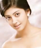 Pranitha Subhash : Kannada Actress Age, Height, Movies, Biography, Photos