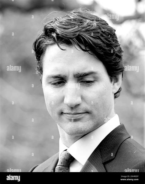 Canadá justin trudeau Black and White Stock Photos & Images - Alamy