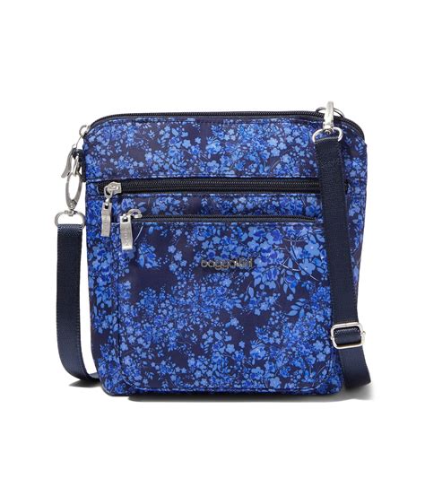 Baggallini Modern Pocket Crossbody in Blue | Lyst