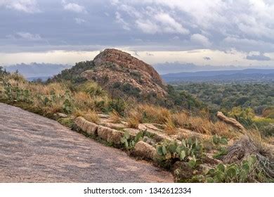 Best Enchanted Rock State Natural Area Royalty-Free Images, Stock ...