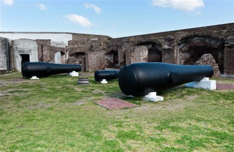 Cannons At Fort Sumter Stock Photo - Download Image Now - iStock