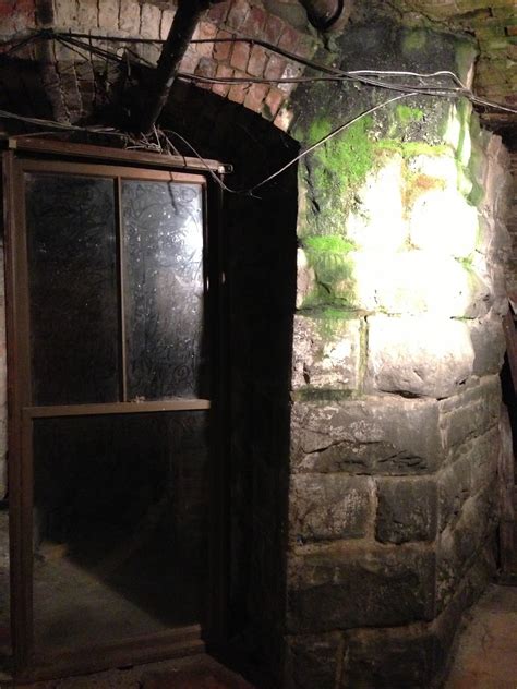 Old Things and New: Seattle Underground Tour