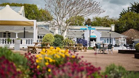 Warner Hotels - Lakeside - UPDATED Prices, Reviews & Photos (Hayling Island, England) - Resort ...