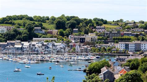 58 Pubs and Restaurants in The Town of Kinsale