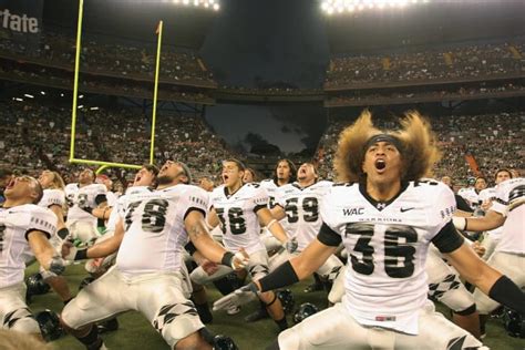 The most iconic college football traditions | Yardbarker