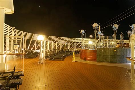 MSC Yacht Club | MSC Divina | Kreuzfahrtschiff-Bilder