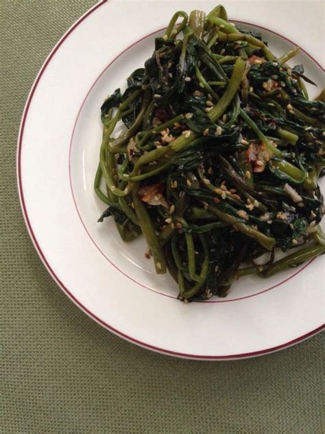 Vietnamese Water Spinach (Rau Muong) Stir Fry with Garlic | Water spinach, Rau muống, Food is fuel