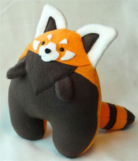 Red panda plushie! : redpandas